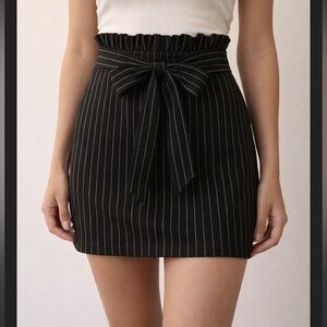 Prettylittlething pinstripe tie front paperbag waist mini skirt Size 6 preppy